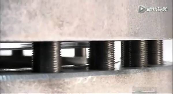 比人還大的大型閥門是怎么制造出來的？-