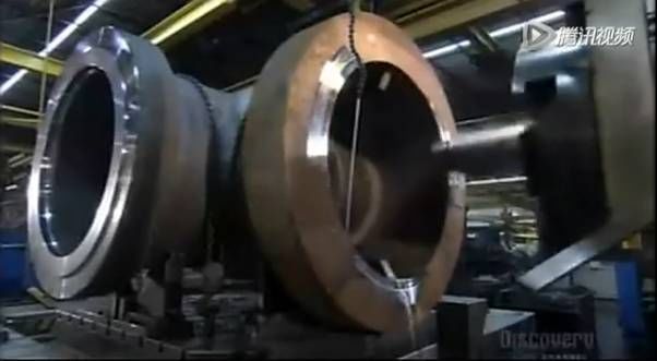 比人還大的大型閥門是怎么制造出來的？-