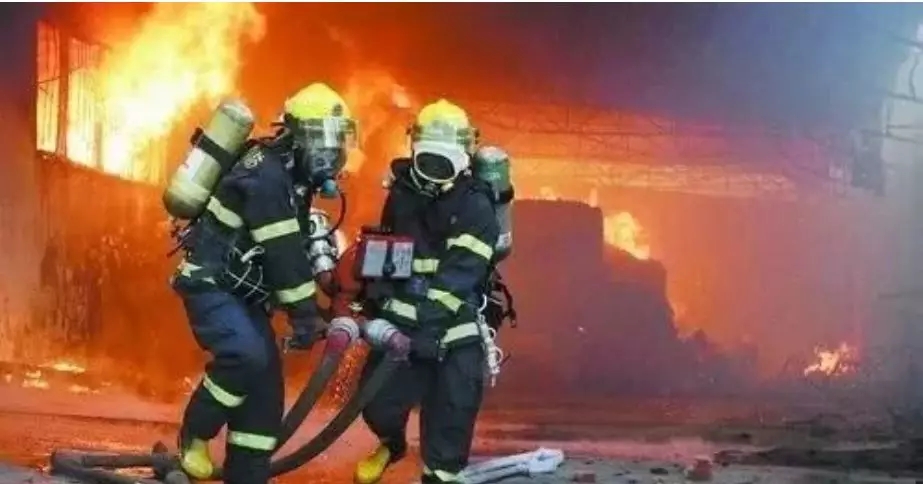 復(fù)工之際多家工廠發(fā)生爆炸事故，如何提升安全生產(chǎn)水平？-