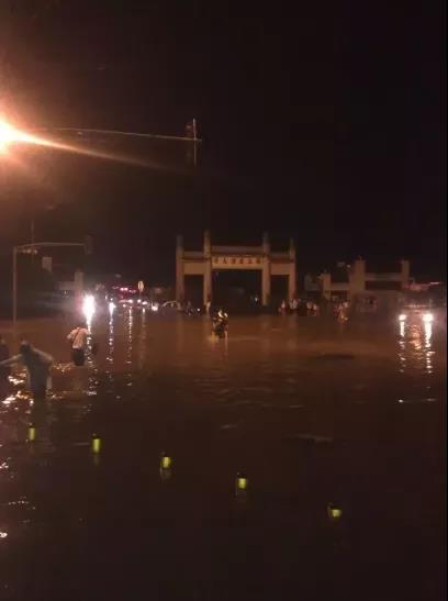 該拿城市內(nèi)澇這只“洪水猛獸”怎么辦？-