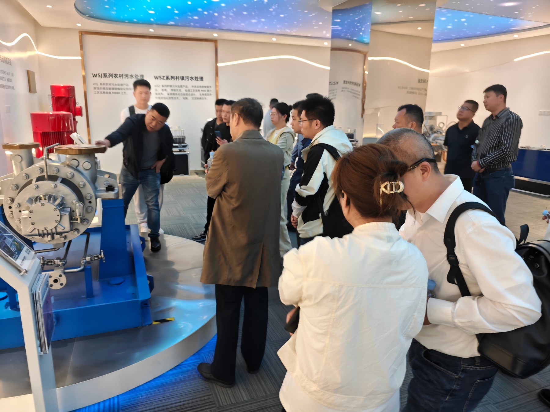 【世環(huán)通企業(yè)游學(xué)】走進(jìn)連成泵業(yè)集團(tuán)，解碼創(chuàng)新科技×綠色智造雙引擎-